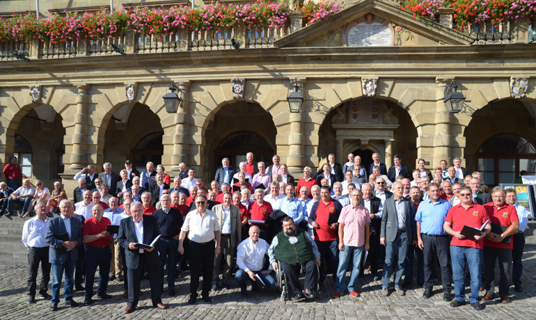 Ausgezeichnete Stimmung beim Bürgermeisterchöretreffen, dem über 150 Sängerinnen und Sänger aus Kulmbach, Rosenheim, Ostallgäu, Landshut und Südtirol beiwohnten.