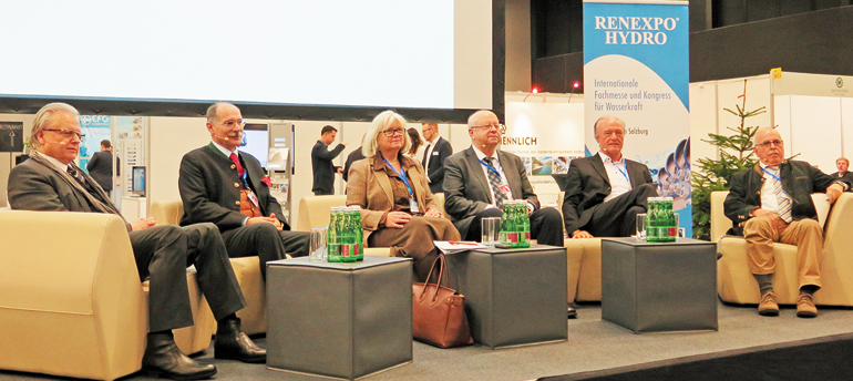 Informativer Energie-Talk im Rahmen der RENEXPO Interhydro. Von links: Günther Rabensteiner, Dr. Nicolaus Römer, Anne-Marie von Hassel, Hermann Steinmaßl, Christoph Wagner, Sebastian Schönauer. r