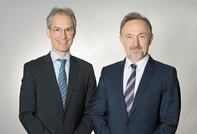 Der Bereichsgeschäftsführer der Müller-BBM GmbH, Joachim Bittner (l.) und Walter Grotz führen durch das Programm und freuen sich auf einen regen Erfahrungsaustausch.