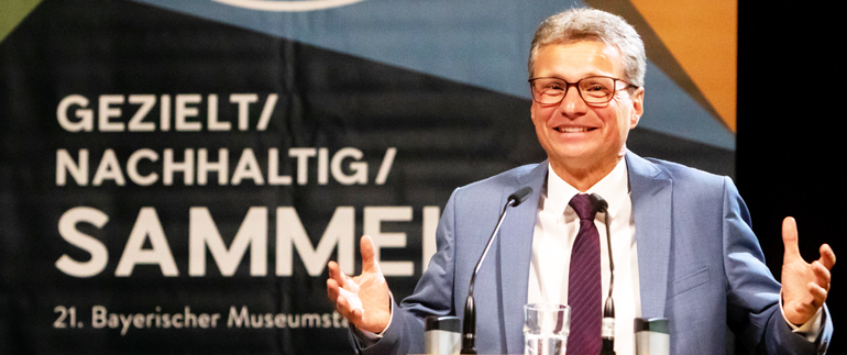 Kunstminister Bernd Sibler bei der Eröffnung des 21. Bayerischen Museumstags. Bild: Hubert Bösl, Bildrechte: Landesstelle für die nichtstaatlichen Museen in Bayern