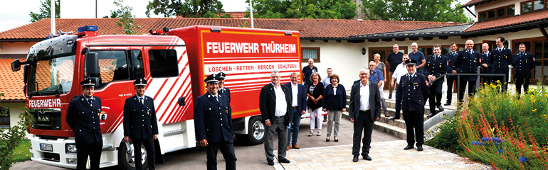 Zufriedene Gesichter: Durch die Wahl der Finanzierung über Mietkauf erhielt die Gemeinde den vollen Zuschuss für das neue GW-L1.