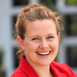 Portrait Constanze von Hassel, Chefredaktion und Verlagsleitung