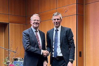 Foto von zwei Personen