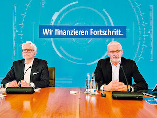 Foto von zwei Personen