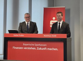 Foto von zwei Personen