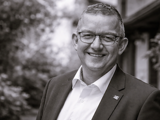 Porträt Bürgermeister Thomas Kraußer