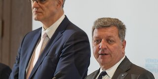 Foto von zwei Personen