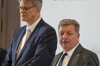 Foto von zwei Personen