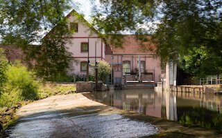 Bild von einer Wasserkraftanlage