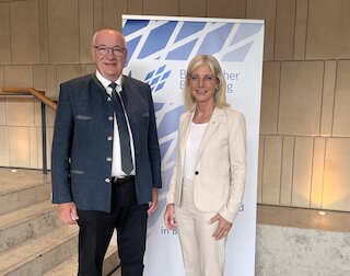 Foto von zwei Personen