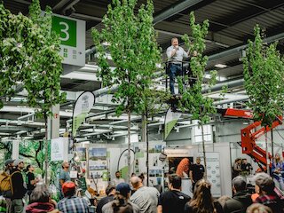 Foto der Ausstellung der deutschen Baumpflegetage
