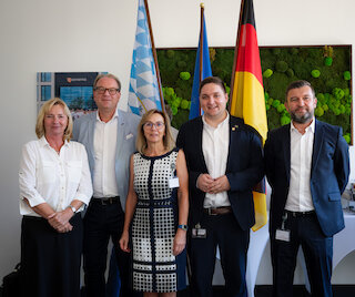Der Beginn einer starken Partnerschaft: Aus der Cosmema GmbH wird gemeinsam mit der LINUS WITTICH Mediengruppe die Cosmema WITTICH GmbH.